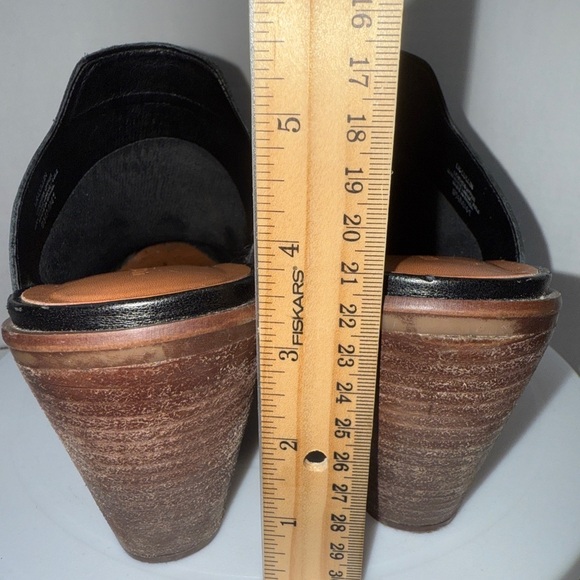 Lucky Brand Women's Slip On Clogs Size 9.5M Black Leather Block Heel Almond Toe - Picture 10 of 12